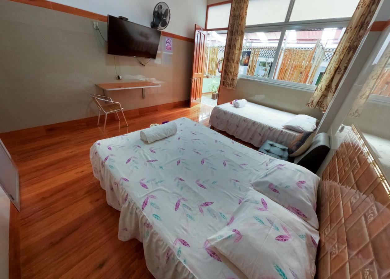 Libelula Hotel Puerto Maldonado Buitenkant foto