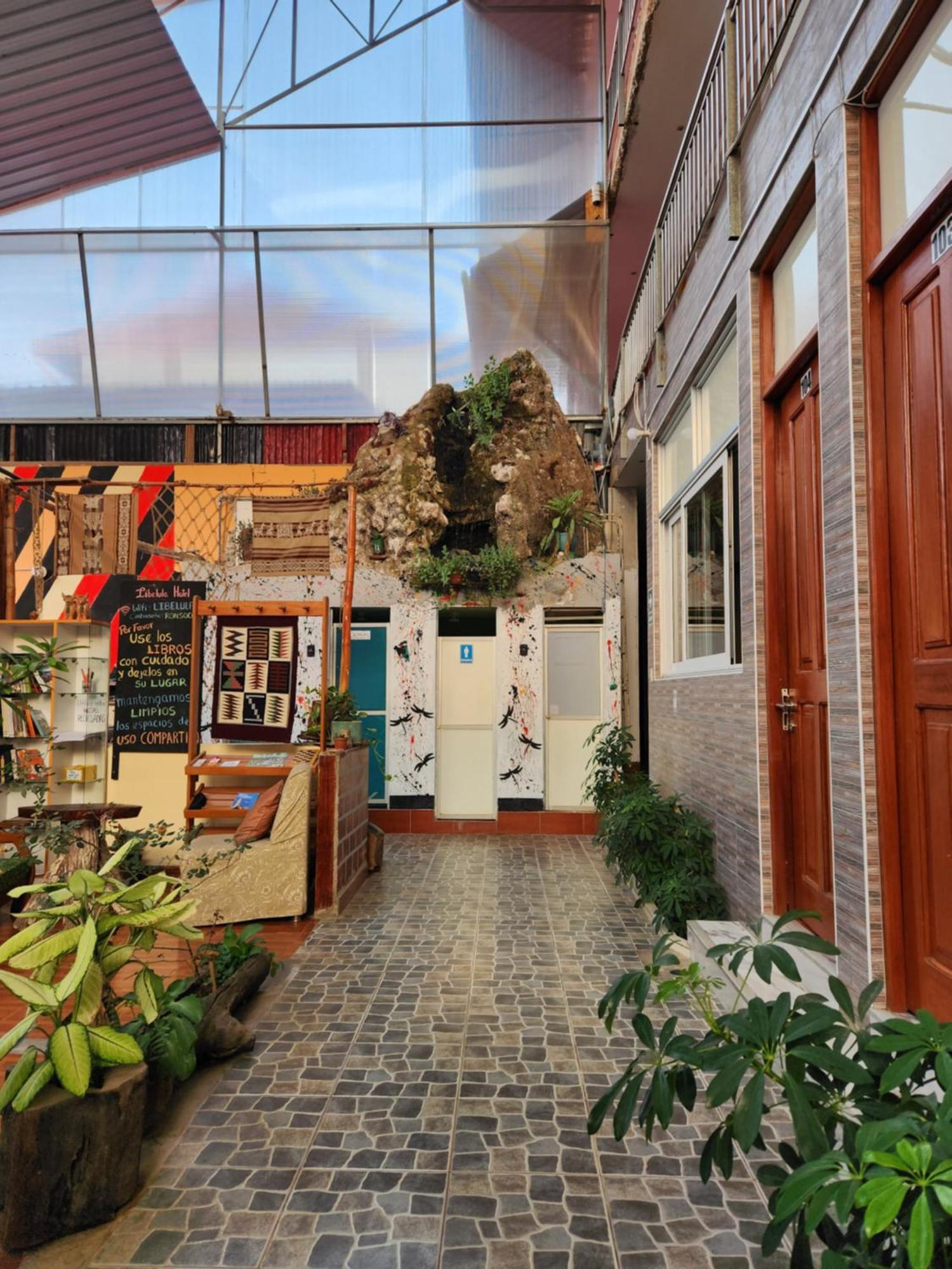 Libelula Hotel Puerto Maldonado Buitenkant foto